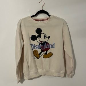 DisneyLand original crew neck